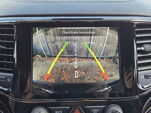 Used 2021 Jeep Grand Cherokee High Altitude image 20