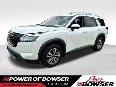 Used 2023 Nissan Pathfinder SL w/ Lighting Package (N92)