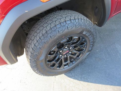 Certified 2026 GMC Canyon Elevation w/ Convenience Package AWD/4WD image 13