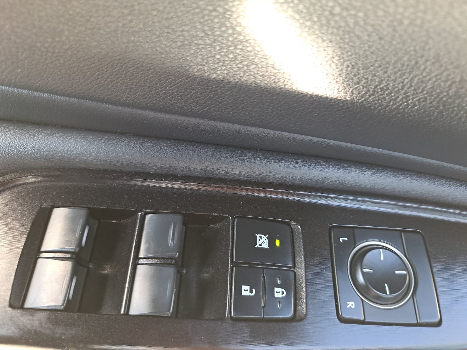 Used 2019 Lexus ES 350 w/ Premium Package FWD image 29