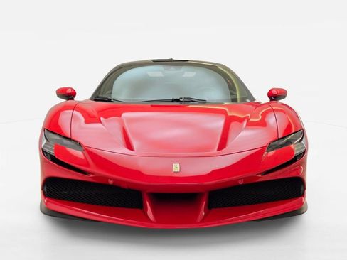 Used 2023 Ferrari SF90 Stradale AWD/4WD image 2