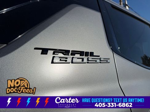 New 2026 Chevrolet Silverado EV Trail Boss w/ Premium Package AWD/4WD image 13