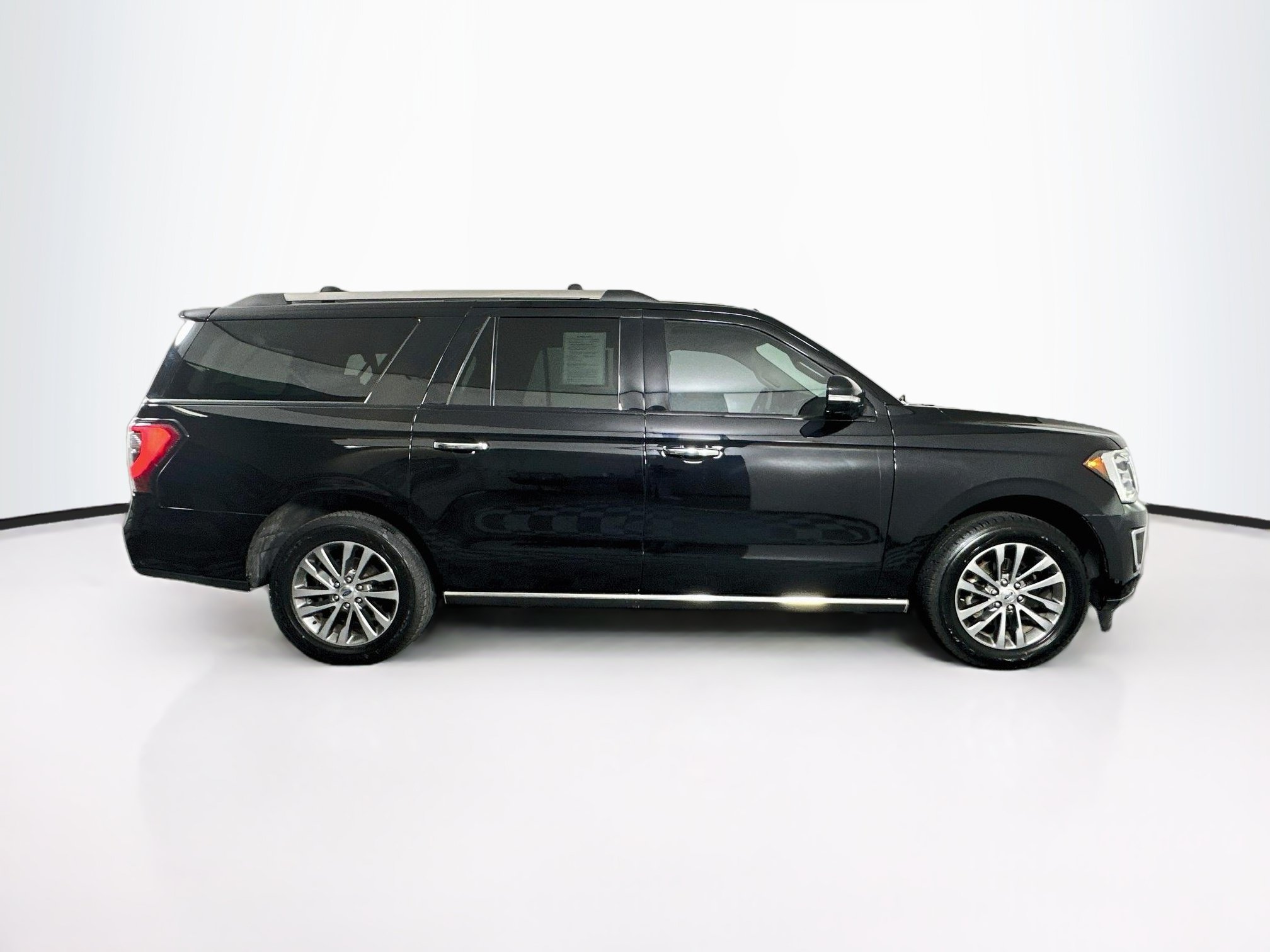 Used 2018 Ford Expedition Max Limited w/ Equipment Group 301A RWD image 10
