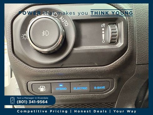 Used 2023 Jeep Wrangler Unlimited Rubicon 4xe image 28