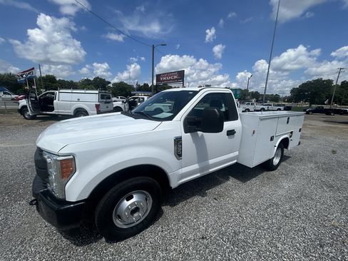 Used 2017 Ford F350 XL image 14