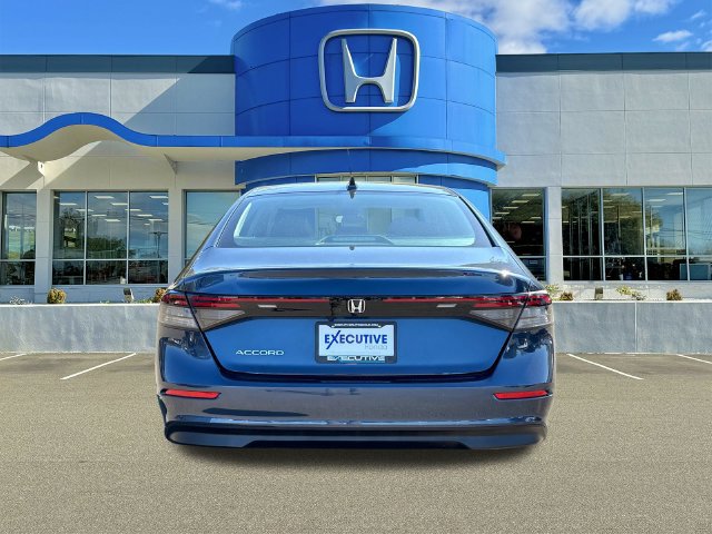 Used 2024 Honda Accord EX image 3