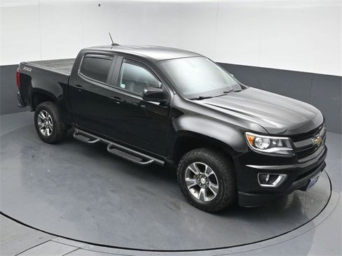 Used 2017 Chevrolet Colorado Z71 image 45