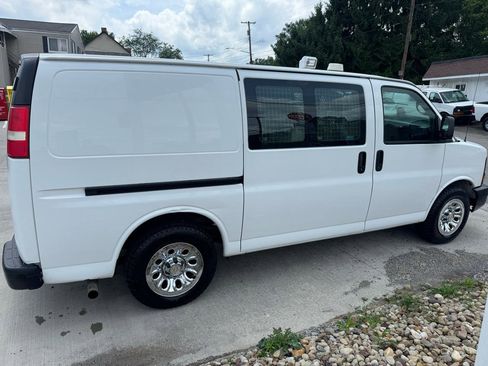 Used 2014 Chevrolet Express 1500 AWD image 6