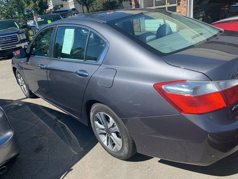 Used 2013 Honda Accord LX image 8