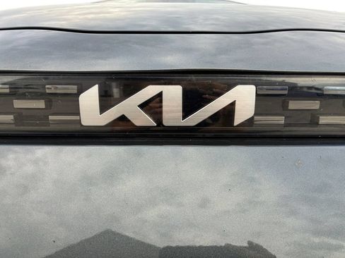 Used 2023 Kia Soul LX FWD image 29