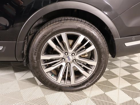 Used 2018 Ford Explorer Platinum AWD/4WD image 21