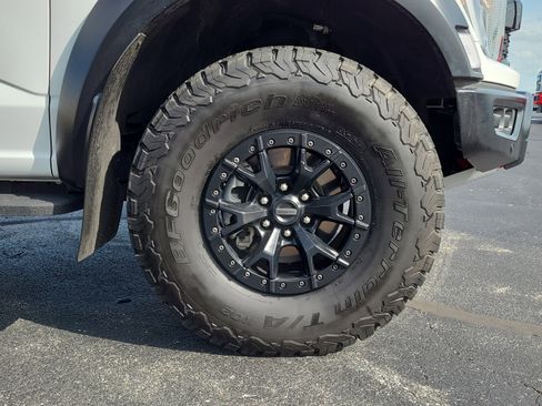 Used 2023 Ford F150 Raptor w/ Equipment Group 802A Raptor R AWD/4WD image 11