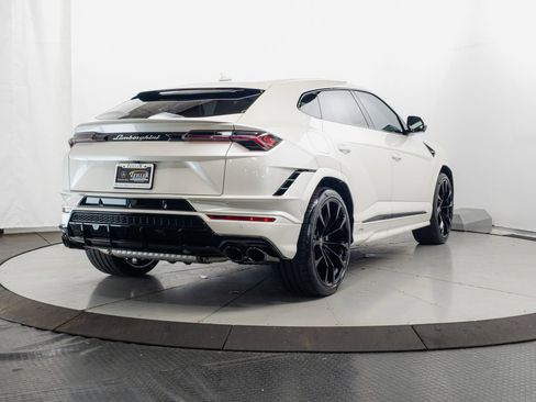 Used 2023 Lamborghini Urus S AWD/4WD image 27