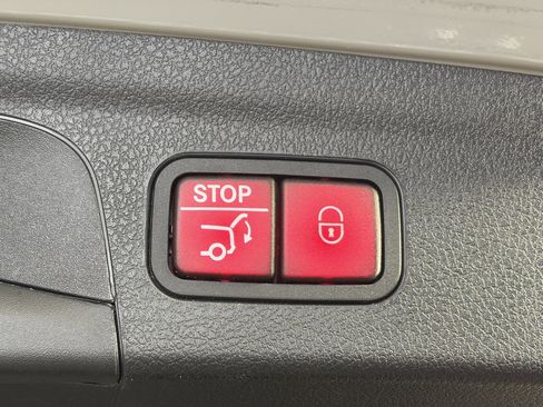 Used 2024 Mercedes-Benz GLE 53 AMG AMG GLE 53 image 16