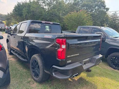 Used 2024 Chevrolet Silverado 1500 LT Trail Boss w/ Convenience Package II AWD/4WD image 8