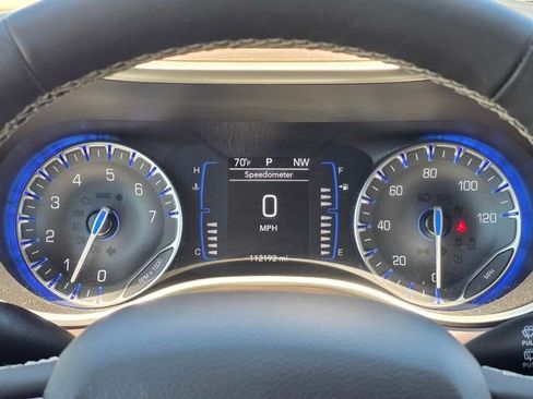 Used 2023 Chrysler Voyager LX FWD image 27