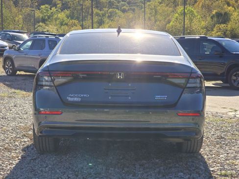 Used 2024 Honda Accord Touring image 15