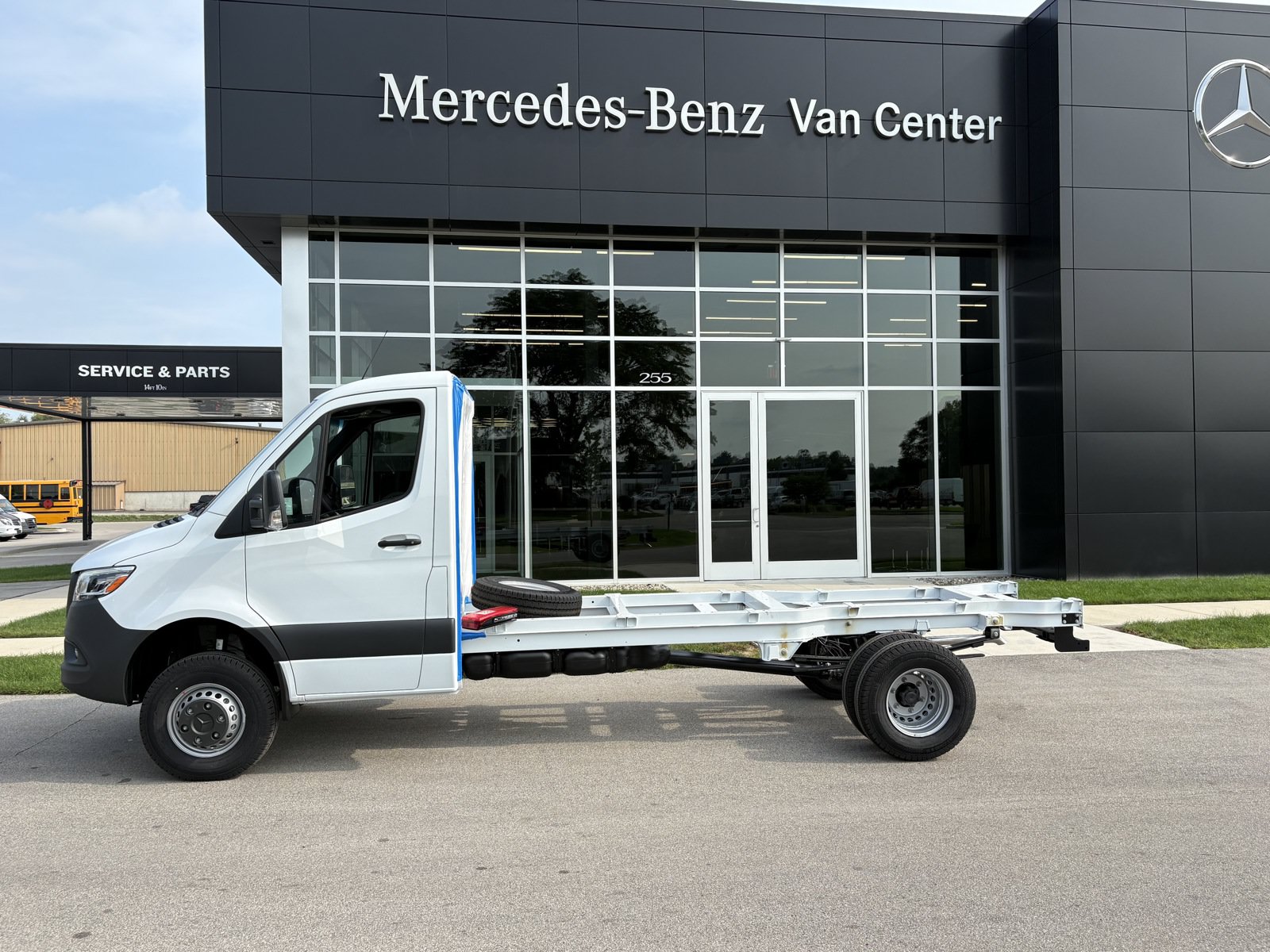 New 2025 Mercedes-Benz Sprinter 3500 image 1