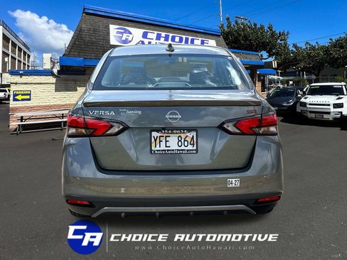 Used 2025 Nissan Versa SR w/ Trunk Package FWD image 7