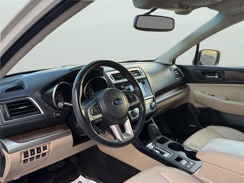 Used 2016 Subaru Outback 2.5i Limited AWD/4WD image 10
