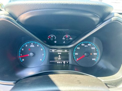 Used 2020 GMC Canyon 2WD Crew Cab w/ Convenience Package image 12