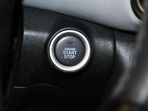 Used 2021 Hyundai Kona SEL FWD image 26
