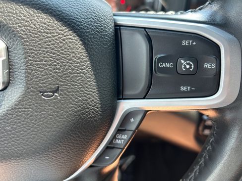 Used 2023 RAM 1500 Big Horn AWD/4WD image 25