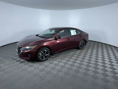 New 2025 Nissan Sentra SV image 4