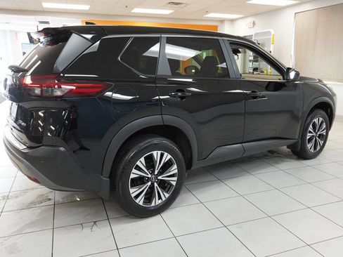 Used 2023 Nissan Rogue SV AWD/4WD image 11