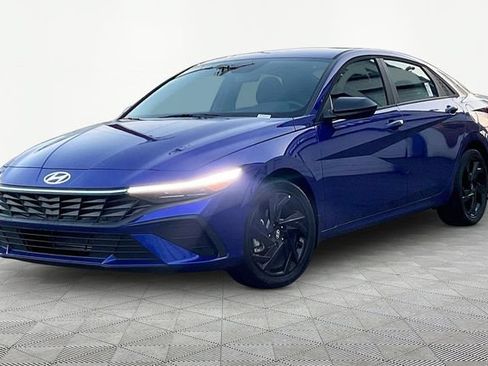 Certified 2026 Hyundai Elantra Sport FWD image 2