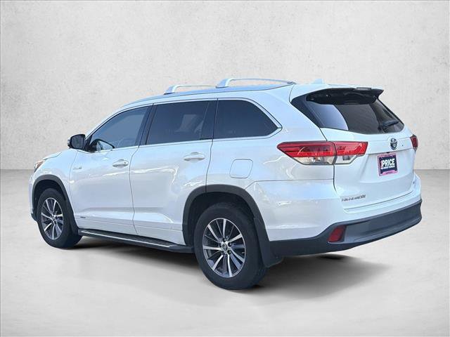 Used 2017 Toyota Highlander XLE AWD/4WD image 7