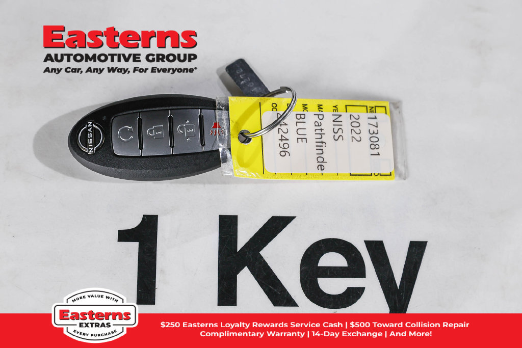 Used 2022 Nissan Pathfinder SV AWD/4WD image 26