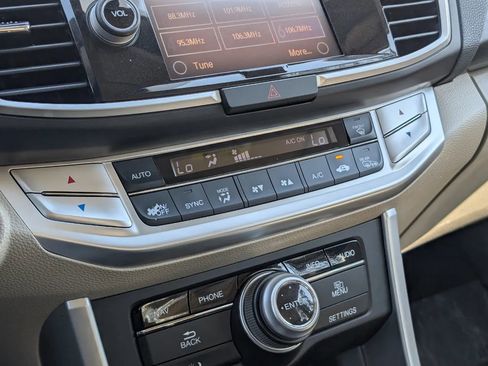 Used 2014 Honda Accord EX-L image 28