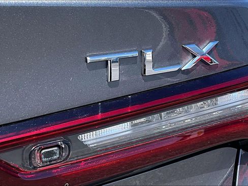 Used 2025 Acura TLX w/ Technology Package FWD image 10