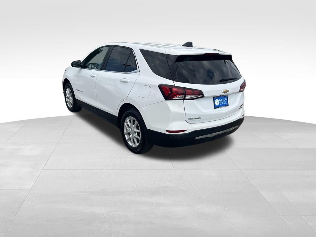 Used 2024 Chevrolet Equinox LT AWD/4WD image 4