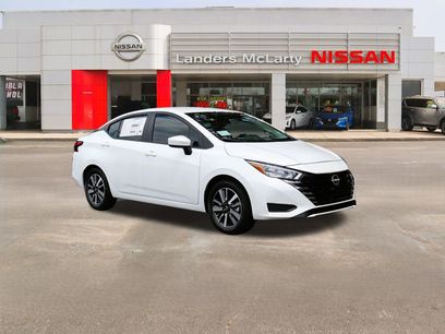 New 2025 Nissan Versa SV w/ Trunk Package