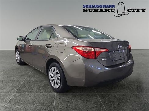 Used 2017 Toyota Corolla LE image 7