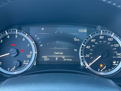 Used 2024 Toyota Highlander XLE image 18