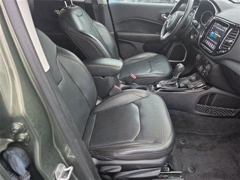 Used 2019 Jeep Compass Limited image 25