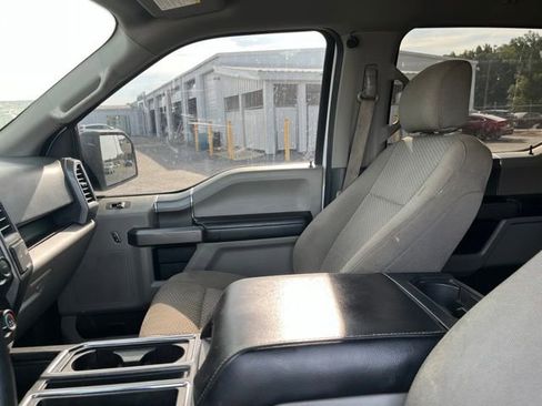 Used 2019 Ford F150 XLT w/ Equipment Group 302A Luxury AWD/4WD image 9