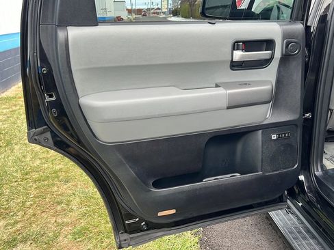 Used 2010 Toyota Sequoia Limited image 10