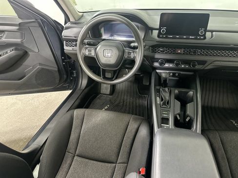 Used 2023 Honda Accord LX image 17