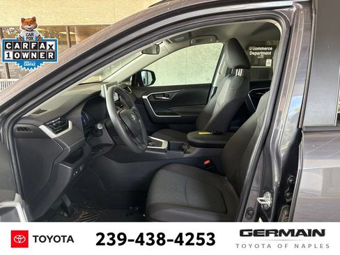 Used 2024 Toyota RAV4 XLE AWD/4WD image 16