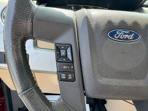 Used 2011 Ford F150 Lariat w/ Lariat Chrome Pkg AWD/4WD image 28