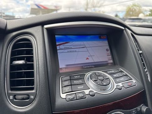 Used 2017 INFINITI QX50 AWD w/ Premium Plus Package image 9