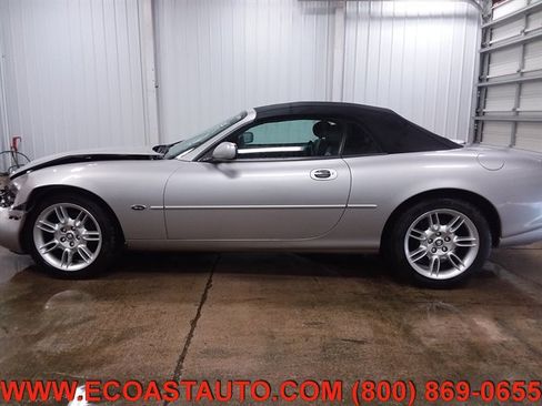 Used 2001 Jaguar XK8 Convertible image 2
