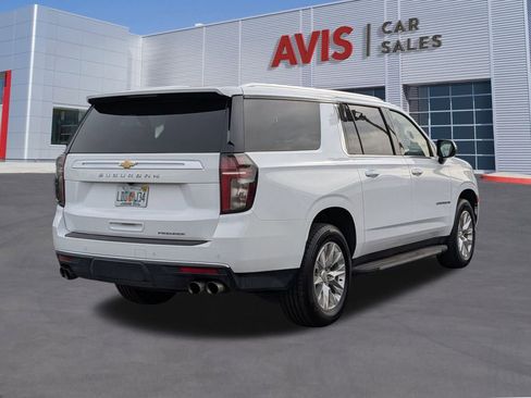 Used 2023 Chevrolet Suburban Premier image 6