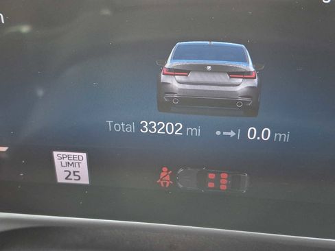 Used 2023 BMW 330i xDrive Sedan w/ Premium Package AWD/4WD image 13