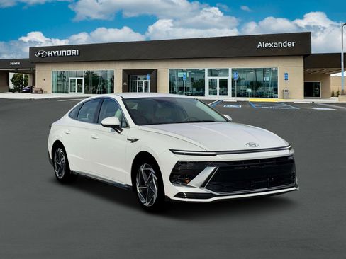 New 2026 Hyundai Sonata SEL FWD image 11