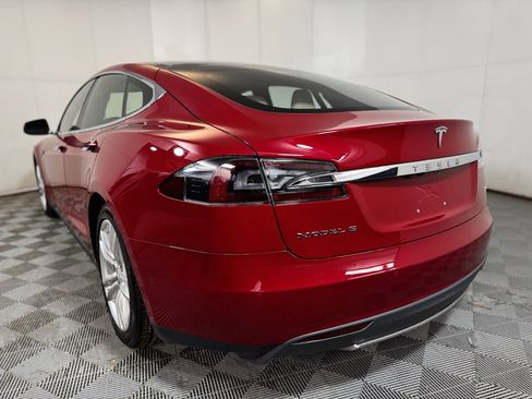 Used 2016 Tesla Model S 75D image 4